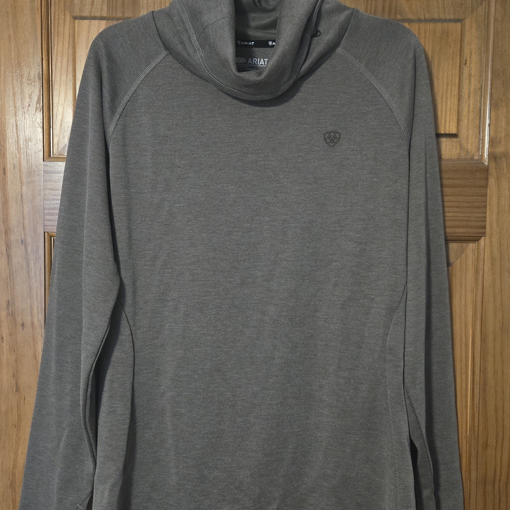 NWOT Ariat TEK Women's Gray shirt